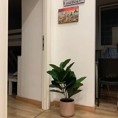 Apartment Step By Rome