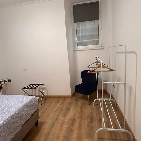 Step By Apartment *