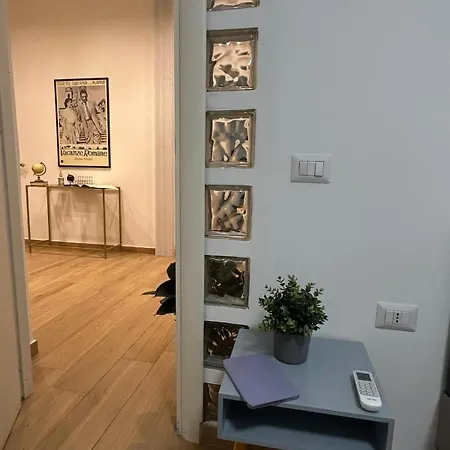 Step By דירה